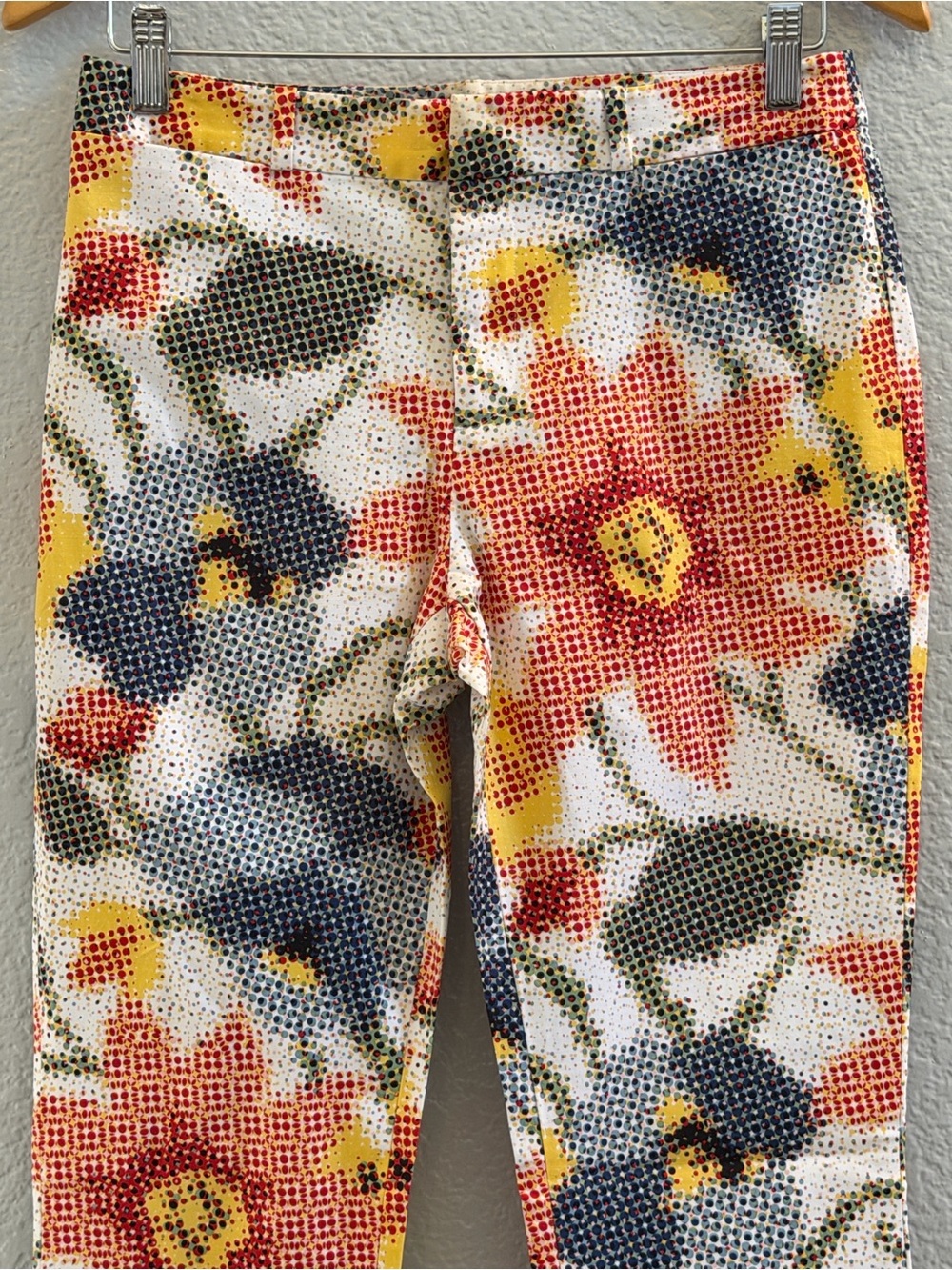 Kate Spade NWOT Saturday Floral Pixel Print Slim Stretch Twill Chinos Size 2 - Picture 4 of 9